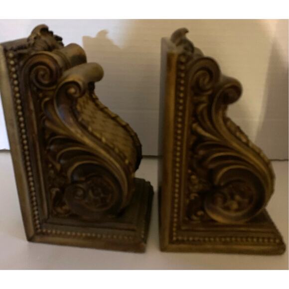 Gold Brown Corbels or Bookend Decorative Pieces Set of 2 - Picture 4 of 4